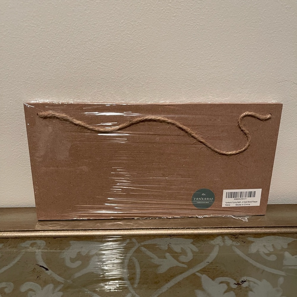 Rustic bathroom sign - Picture 2 of 2